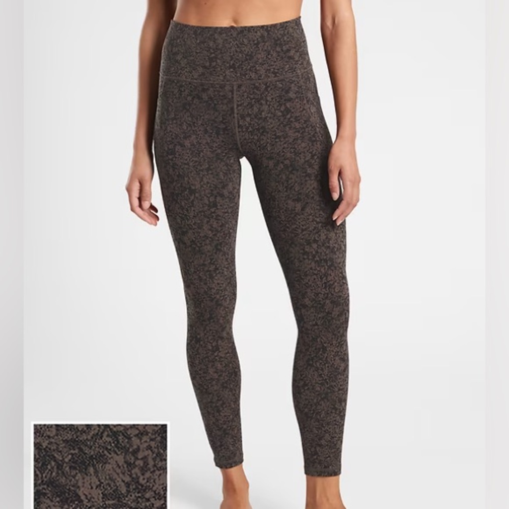Athleta Leggings Salutation Stash Textured 7/8 Tights Women’s XS Brown/Black